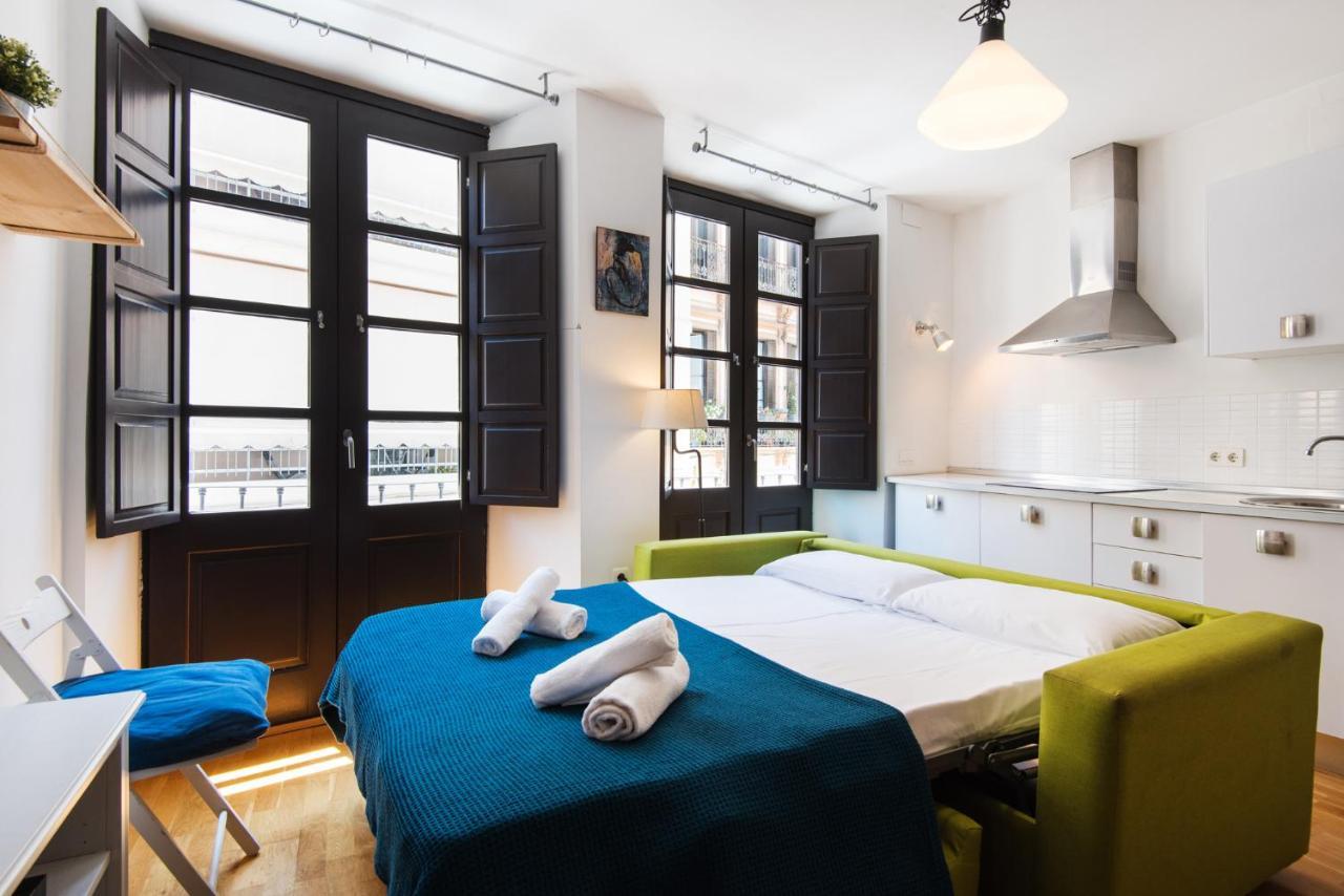 El Balcon Del Pintor, The Best Option In The Historic Center Of Malaga Apartamento Exterior foto