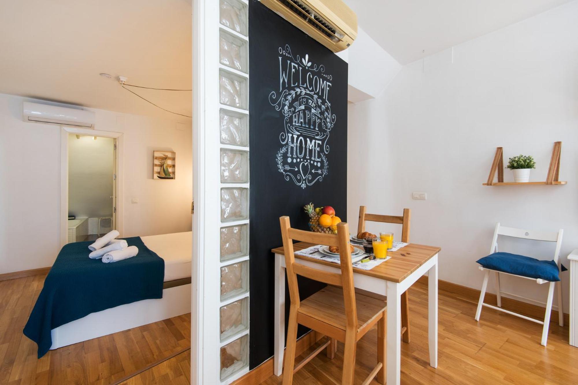 El Balcon Del Pintor, The Best Option In The Historic Center Of Malaga Apartamento Exterior foto